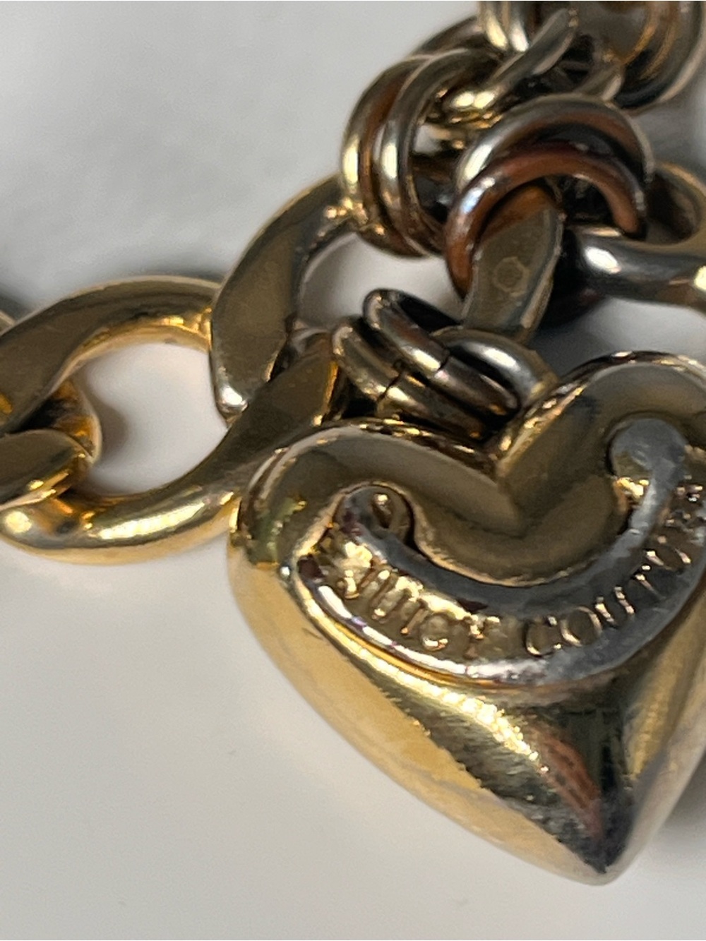 Juicy Couture Gold Tone Link Bracelet Removeable Green Watering Can Charm 7" - Picture 6 of 9